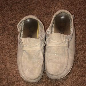Women’s hey dude shoes